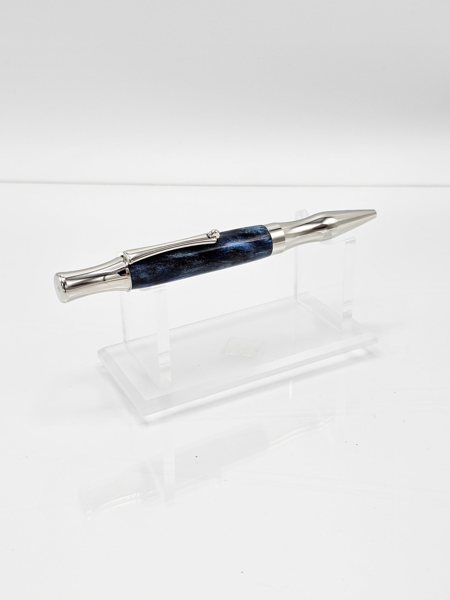 Curve "Smoke On The Water" Diamond-Infused Twist Ballpoint - Platinum