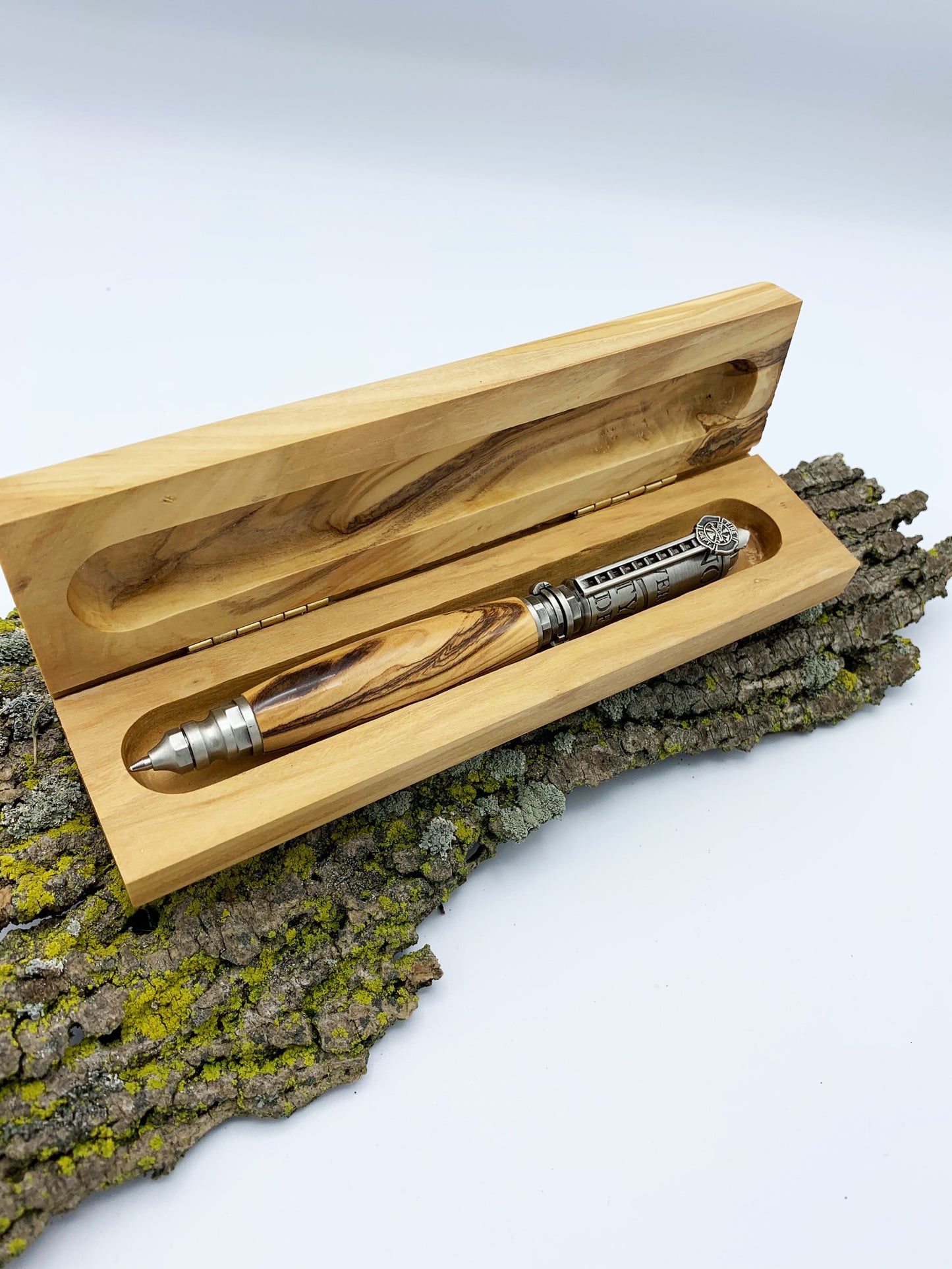 Single Pen Box - Bethlehem Olive Wood